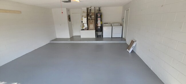 Building Photo - 7939 Glen Abbey Cir