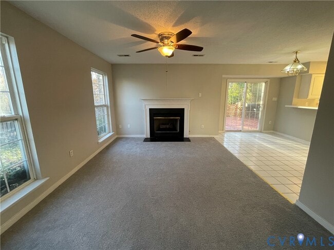 Building Photo - 7806 Fern Hollow Dr