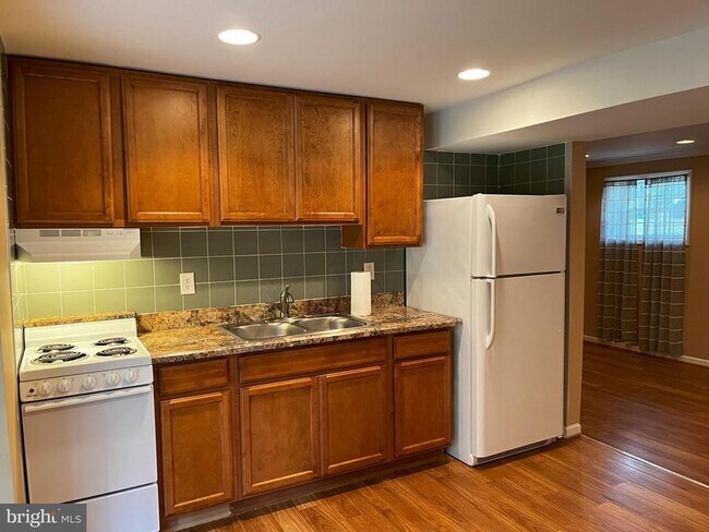 Foto del edificio - 26612 Johnson Ln
