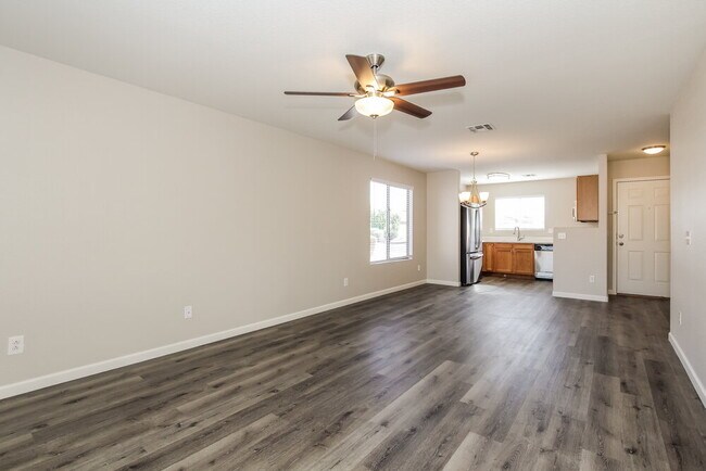 Building Photo - 16218 W Woodlands Ave