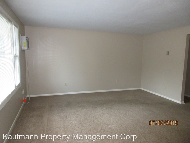 Building Photo - 130 N Gerke Ave