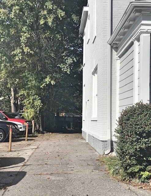 Building Photo - 1314 Peabody Ave