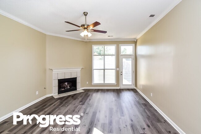 Foto del edificio - 9780 Misty Pine Dr