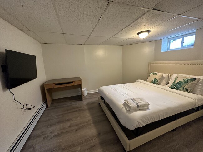 Foto del edificio - 126 Indiana Ave