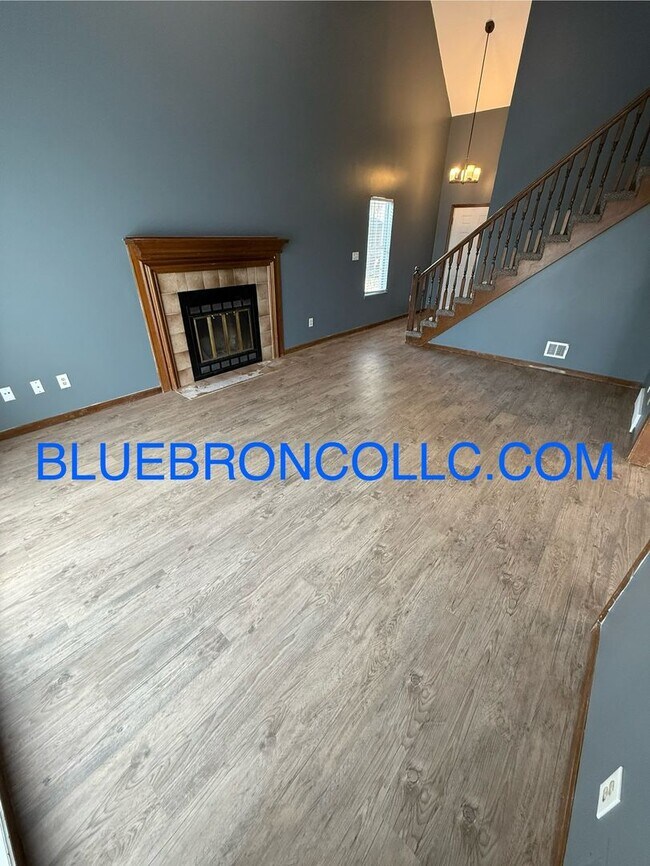 Foto del edificio - 1002-1006 NW Porter Ct.