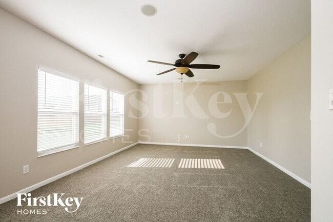 Building Photo - 5509 W Woods Edge Dr
