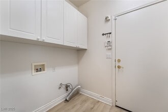 Building Photo - 299 Queen Creek Cir