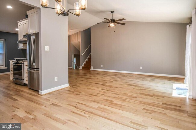 Foto del edificio - 2511 Fallsmere Ct