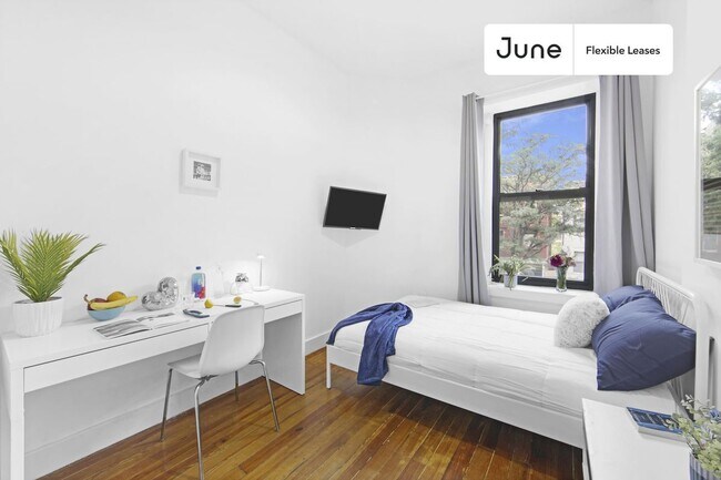 Foto del edificio - Beautiful Private ROOM in Fort Greene