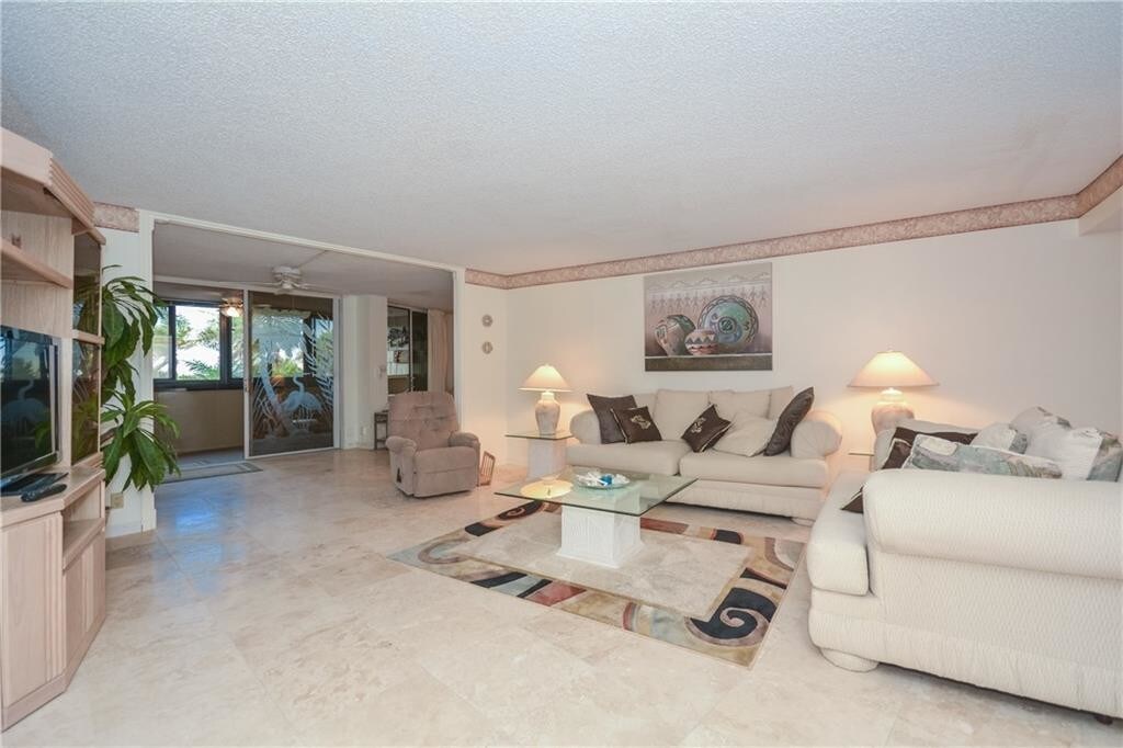 Primary Photo - 1357 NE Ocean Blvd