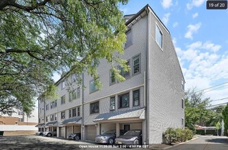 Building Photo - 741 10th St