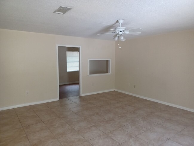 Foto del edificio - Beautiful 3bd/2ba home ready to rent