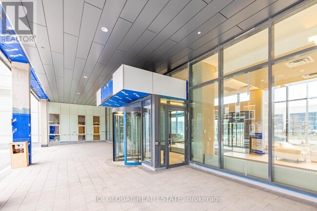 Building Photo - 10 Honeycrisp Cres