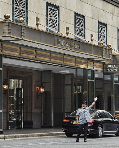 Foto del edificio - 120 E Delaware Pl
