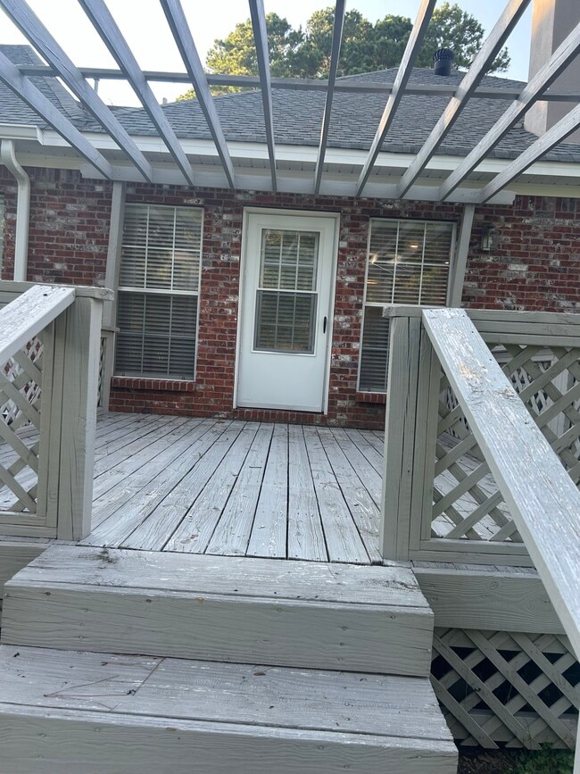 Building Photo - 516 Bay Pointe Dr