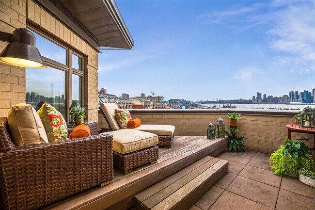 Foto del edificio - 3 Henley Pl