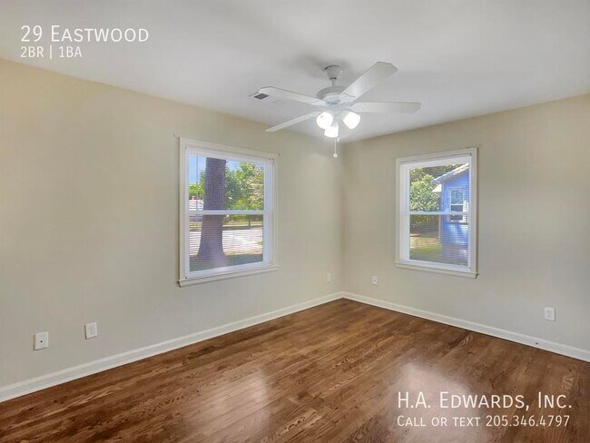 Foto del edificio - 29 Eastwood Ave
