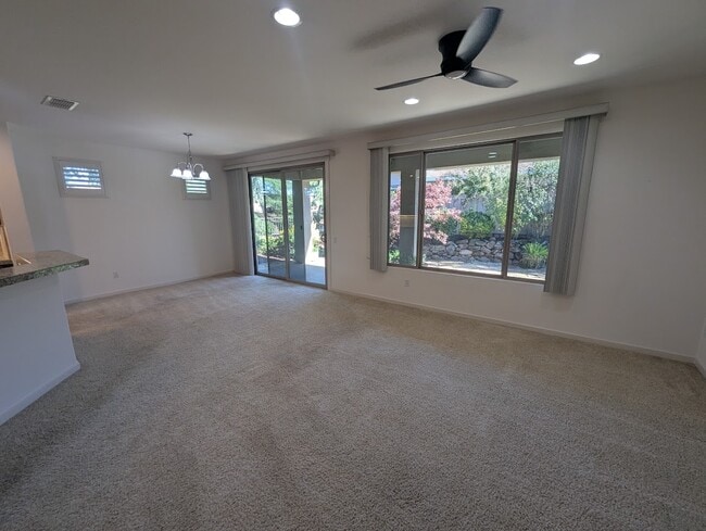 Building Photo - 205 Farallon Ct