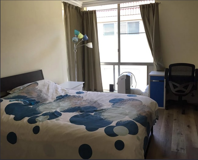 Building Photo - 5875 Doverwood Dr