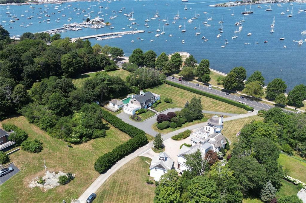 Foto principal - 1 Harbor View Dr