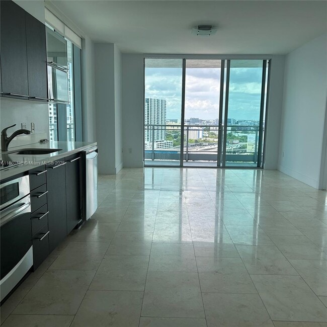 Foto del edificio - 90 SW 3rd St