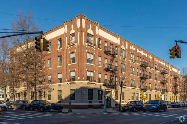Building Photo - 403 Avenue C