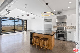 Foto del edificio - 1544 12th St