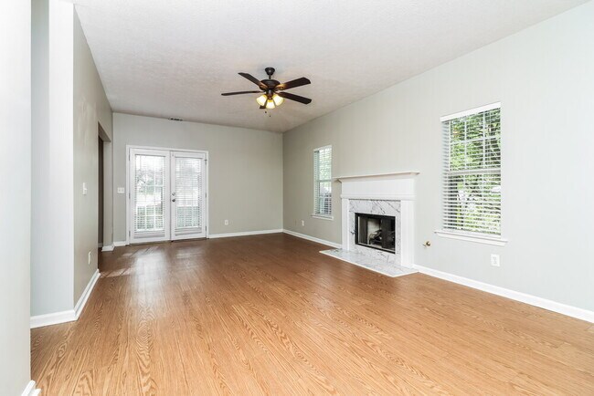 Foto del edificio - 3516 Daventry Ln