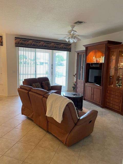 Building Photo - 12627 Coral Lakes Dr