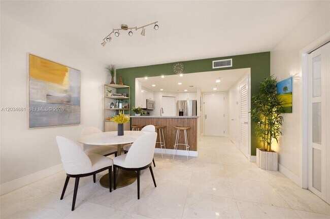 Foto del edificio - 701 Brickell Key Blvd