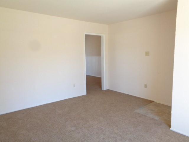 Building Photo - 4002 Cloverbrook Dr