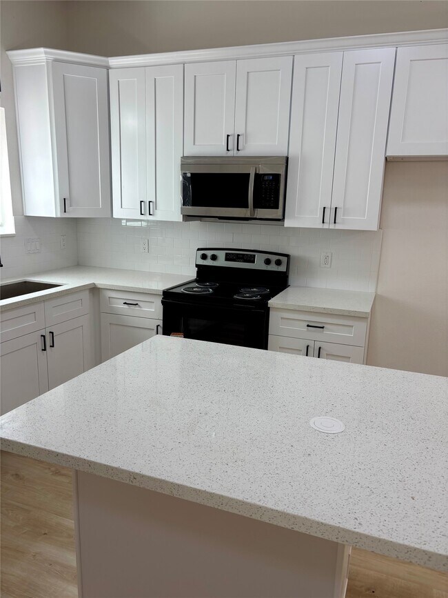 Foto del edificio - 9711 Pelsey St