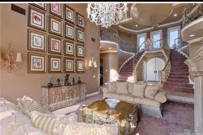 Foto del edificio - 17854 Camino De La Mitra