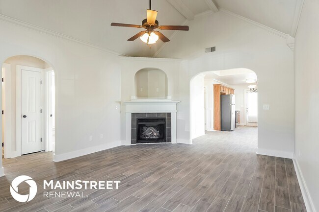 Foto del edificio - 211 Moss Stone Ln
