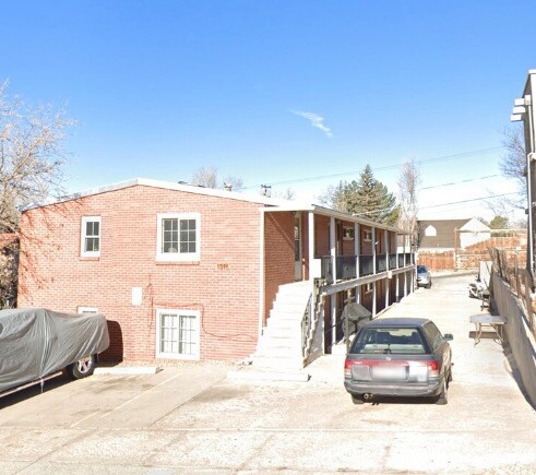 Primary Photo - 1316 E 19th St