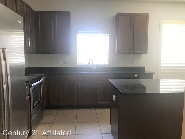 Building Photo - 4 br, 2.5 bath House - 2338 Swordfish Ave