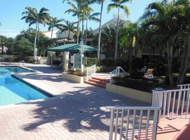 Foto del edificio - 7103 Glenmoor Dr