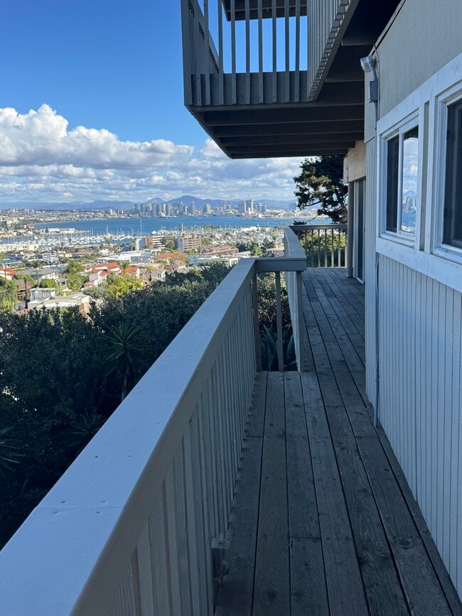 Building Photo - 3302 Martinez St