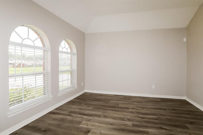Building Photo - 5051 Rifle Rd