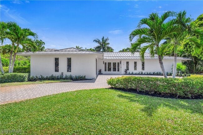 Building Photo - 718 Old Trail Dr