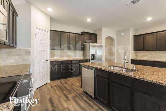Foto del edificio - 3308 Garden Valley Ct