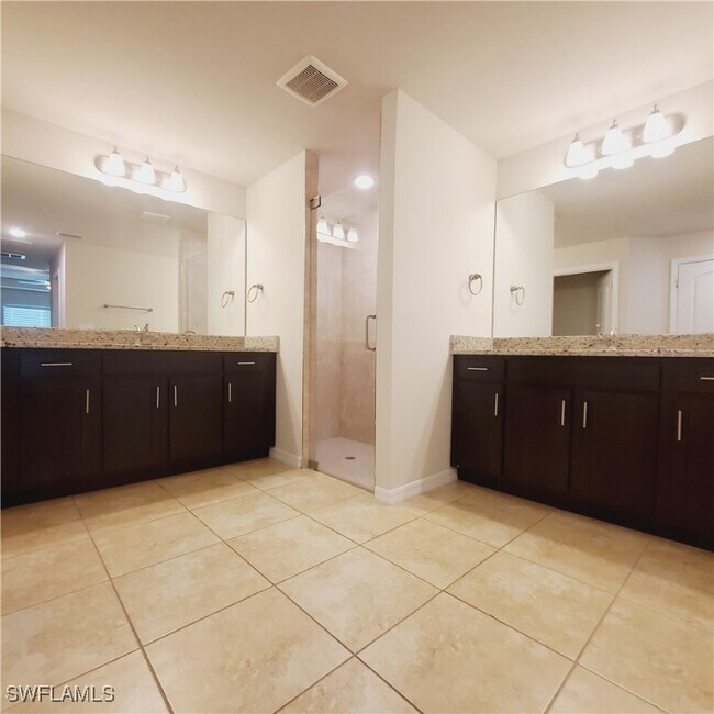 Foto del edificio - 4409 NE 15th Pl