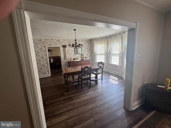 Foto del edificio - 30 12th Ave