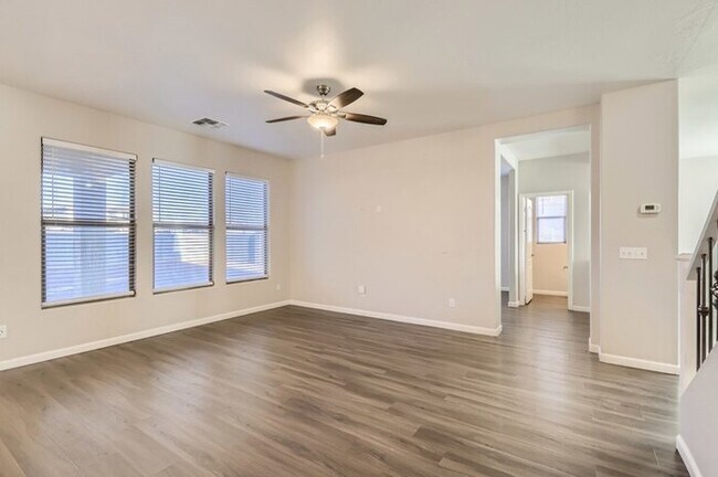 Foto del edificio - 26011 N Sandstone Way, Surprise, AZ, 85387