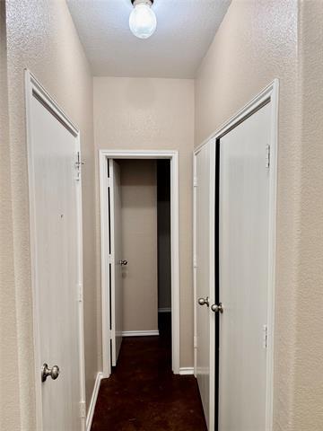 Building Photo - 2320 Aldergate Dr