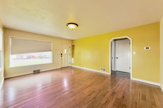 Foto del edificio - Monroe Park