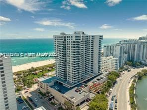 Building Photo - 2555 Collins Ave