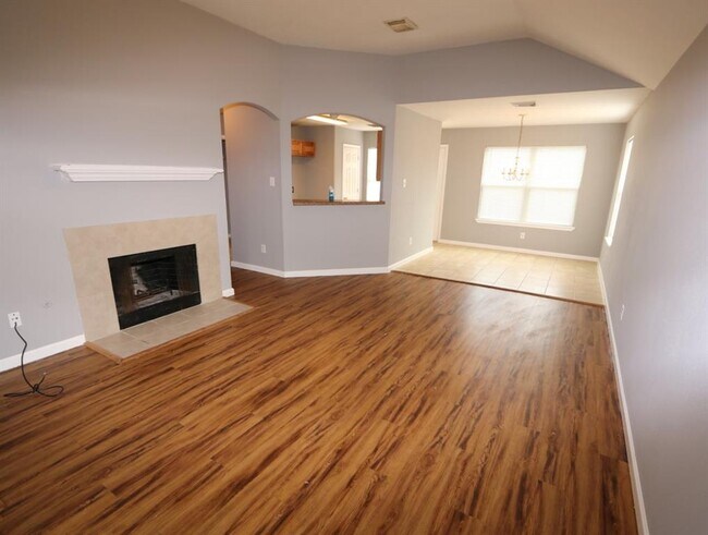 Foto del edificio - 19302 Little Pine Ln
