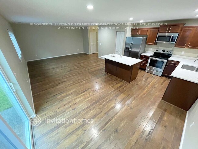 Foto del edificio - 2011 199th St E