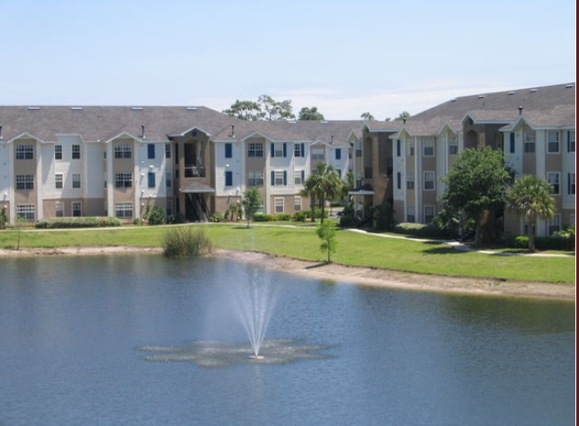 Foto del edificio - Waterford Pointe Apartments